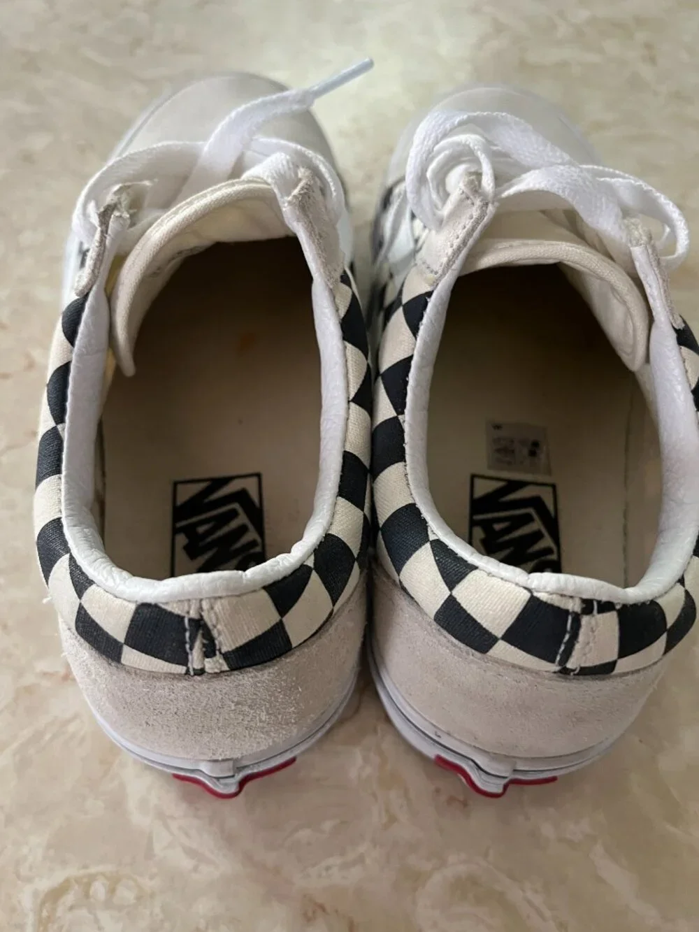 Vans Old Skool Sz M6.5/W8 Black and White Checkerboard Suede Low Lace Up Sneaker